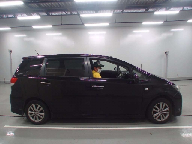 2012 Toyota Wish